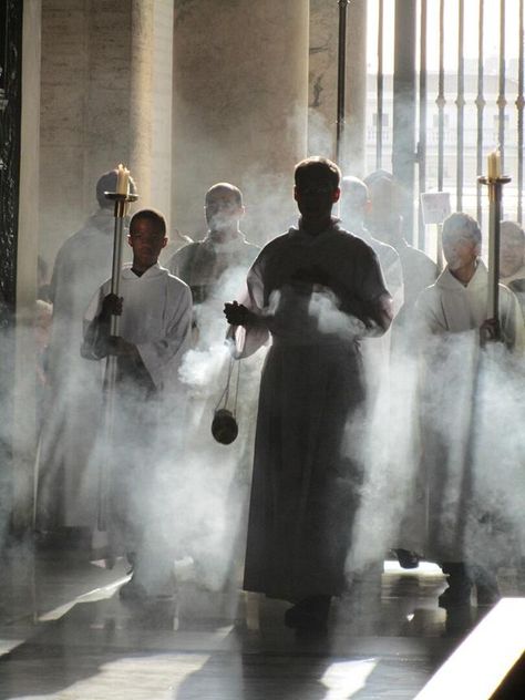 Lord, may our prayers rise like incense in Your sight. May this place be filled with the fragrance of Christ....This is the way our family begins the Chaplet of Divine Mercy Latin Mass, Art Sacre, Catholic Images, Ayat Alkitab, Churches Of Christ, Eucharist, 판타지 아트, Catholic Art, Mulan