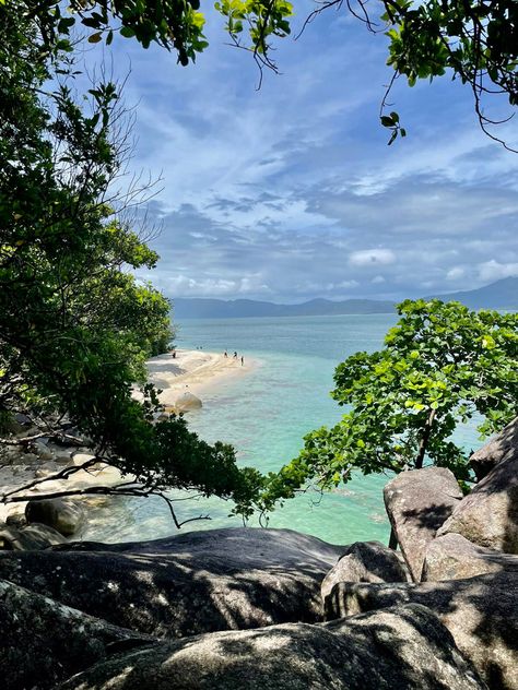 Houses By The Beach, Vacation Pictures, Dream Holiday, World View, Australia Living, Great Barrier Reef, Travel Goals, Australia Travel, Island Life