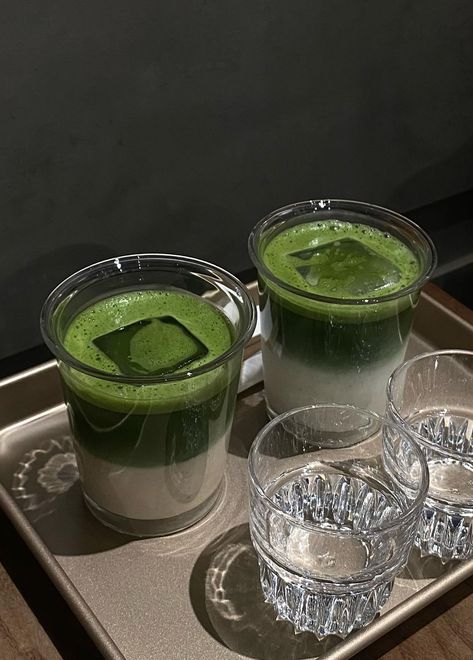 Aesthetic Drinks Recipe, Matcha Drink Aesthetic, Matcha Station, Matcha Green Aesthetic, Matcha Snacks, Matcha Cup, Matcha Lover, Matcha Aesthetic, Matcha Cafe