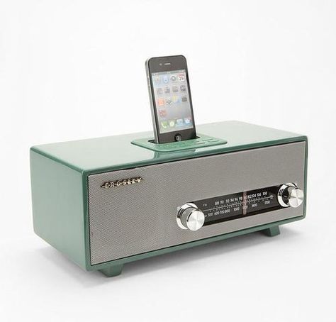 Stereoluxe Vintage Radio with Dock Speaker for iPhone and iPod Touch | Gadgetsin Mad Men Style Decor, Mad Men Decor, Men Decor, Retro Speakers, Cleaning Organization, Ipod Dock, Mad Men Fashion, Retro Radio, Speaker Design