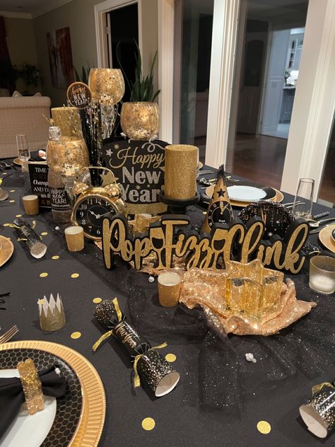 New Year’s Table Decoration, New Year’s Decorations, New Year’s Party Decoration, Elegant New Years Eve Party Decorations, New Years Eve Party Ideas Decorations Table Settings, New Year’s Eve Table Setting, New Years Centerpieces, New Year’s Eve Table Decor, New Years Table Decorations Ideas