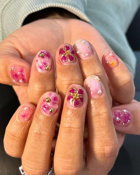 The nails vs the inspiration 🌸 ⤷ swipe - Structured gel mani #njgelx #njstructuredgelmani #structuredgel #njstructuregel #structuregelmani #nailartnj @sweetienailsupply #nails Orchid Nails Short, Structured Gel Manicure Designs, Pink Inspired Nails, Gel Nails On Natural Nails, Very Short Nails Ideas, Short Gel Manicure, Nails Aesthetic Pink, Gel Short Nails, Structured Gel Manicure