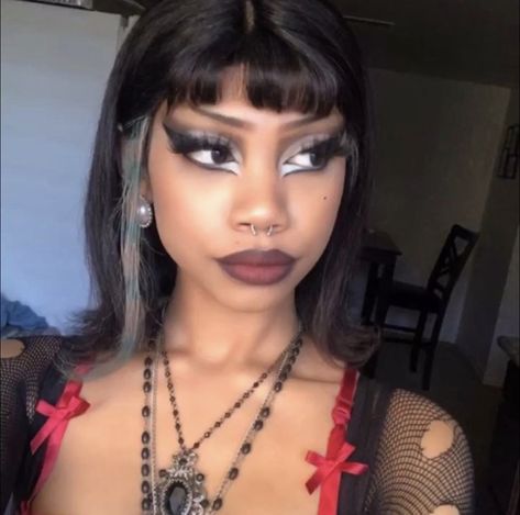 Goth Makeup Looks, Trad Goth Makeup, Afro Goth, Dark Makeup Looks, Alt Makeup, Alternative Makeup, Ethereal Makeup, Edgy Makeup, Gothic Makeup