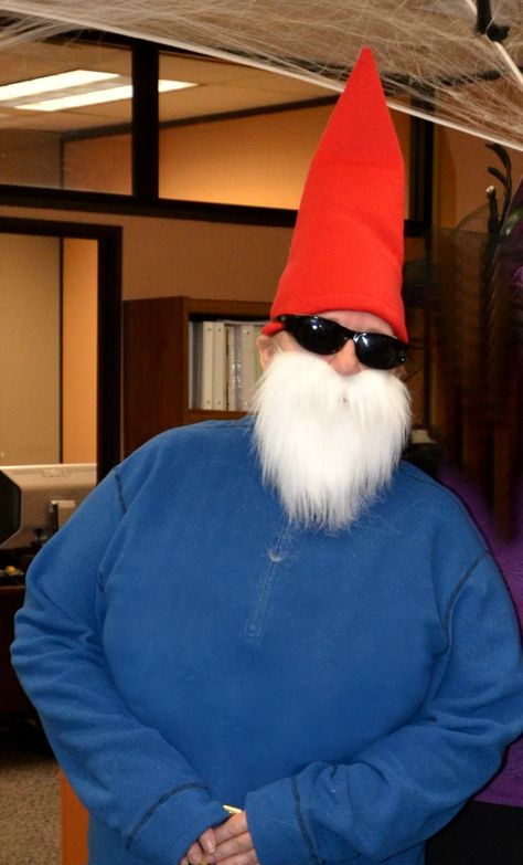 DIY Halloween Costume. My Travelocity Gnome Costume - 2013 Camp Halloween Costume, Gnome Costume Women, Mushroom Costume Men, Gnome Halloween Costumes, Gnomes Costume, Gnome Outfit, Garden Gnome Halloween Costume, Garden Gnome Costume, 21st Party Themes