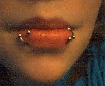 Snake Bites Snake Bite Piercing Lips, Lip Piercing Ring Side, Middle Lip Piercing Jewelry, Lip Piercing Snakebites Jewelry, Peircings Body Jewelry Lip, Grunge Lip Piercing, Snake Bite Piercing, Lip Piercing Jewelry, Mouth Piercings