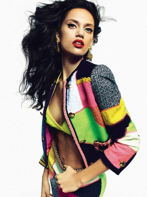 Model Site, Glamour Magazine, Latest Outfits, 2016 Fashion, Fashion Photo, Moschino, Fashion Models, Beauty Makeup, Spain