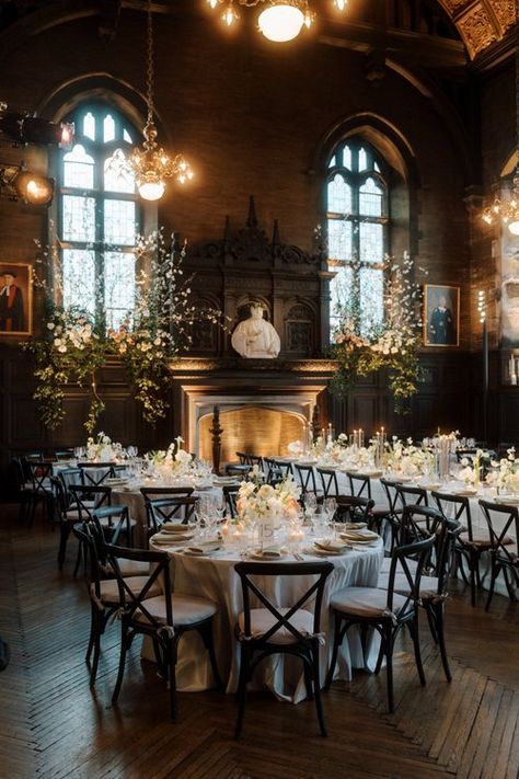 Steakhouse Wedding Reception, Chelsea Piers Wedding, Black Moody Wedding Decor, Elegant Indoor Wedding Reception, Wedding Venue Fall, French Bistro Wedding, Exposed Brick Wedding Reception, New Years Eve Wedding Aesthetic, Jazz Wedding Theme