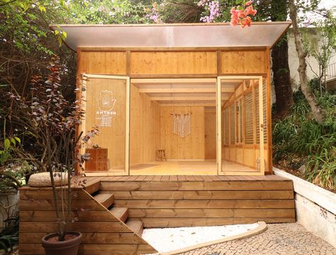 Meditation Cabin, Backyard Yoga Studio, Outdoor Yoga Studio, Small Yoga Studio, Backyard Yoga, Sala Yoga, Garden Yoga, Yoga Garden, Glamping Ideas