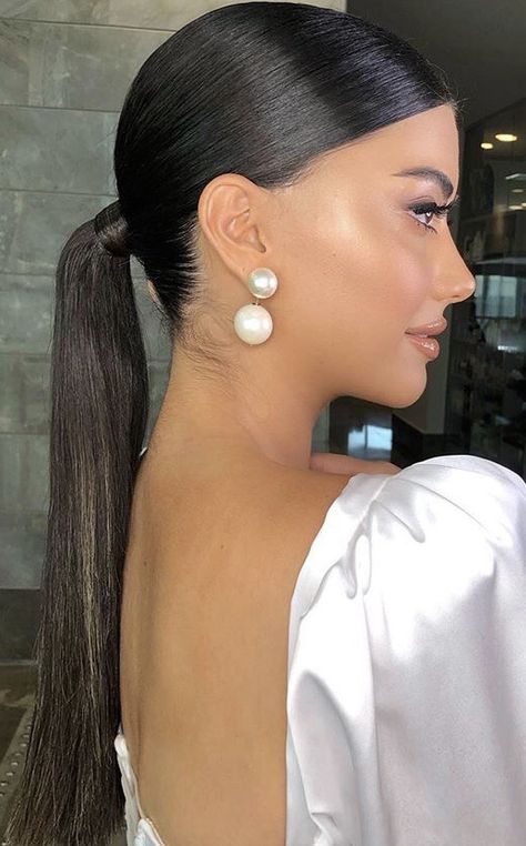 Sleek Back Hair, Ponytail Hairstyle Ideas, Slick Ponytail, Maquillage On Fleek, Slicked Back Ponytail, Formal Hairstyles For Long Hair, Sleek Ponytail Hairstyles, Ponytail Hairstyle, Fall Hairstyles