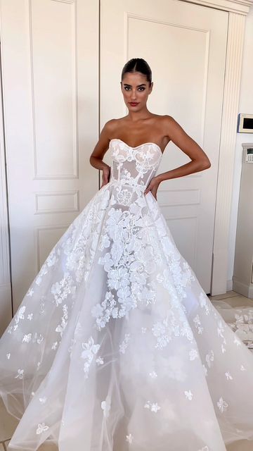 Galia Lahav on Instagram: "The close up is much needed ✨ The details of RENEE are not to be missed! #GaliaLahav #RISEcollection #Spring2023" Galia Lahav Wedding Dress 2023, All Satin Wedding Dress, Galia Lahav Bridal, Galia Lahav Wedding Dress, Floral Lace Wedding Dress, Galia Lahav, Wedding Dress With Veil, Cute Wedding Dress, The Close