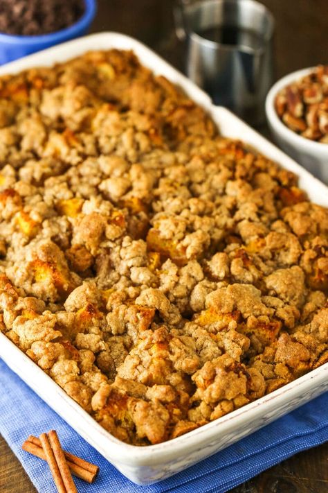 This Overnight Pumpkin Spice Baked French Toast Casserole is an easy breakfast casserole full of pumpkin, cinnamon and spices! It’s a great Fall and holiday breakfast for a crowd and it’s perfect for making ahead! #fallrecipes #easybreakfastideas #frenchtoastcasserole #pumpkinfrenchtoastcasserole Overnight Pumpkin French Toast, Easy Fall Breakfast, Pumpkin French Toast Bake, Breakfast Casserole Recipes, Pumpkin French Toast Casserole, French Toast Casserole Easy, Easy Breakfast Casserole, Easy Breakfast Casserole Recipes, Baked French Toast Casserole