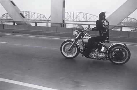 1%er Outlaw MC #outlawmc #outlaw  This is going across the bridge here in Louisville,Ky Danny Lyon, Outlaws Mc, American Chopper, Riding A Motorcycle, Motorcycle Gang, Photo Exhibition, Custom Baggers, American Photo, Robert Frank