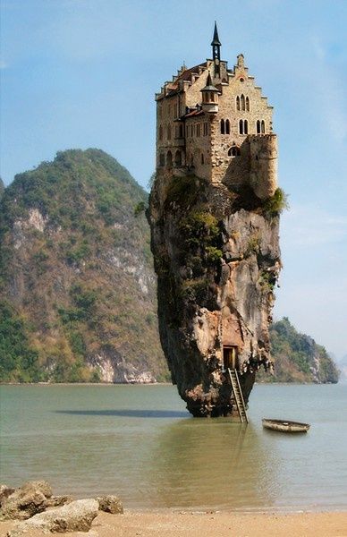 Castle on a rock in Dublin, Ireland... this is for real. Castle House Island, Health Photos, Desain Lanskap, Unique Buildings, A Castle, Alam Yang Indah, Dublin Ireland, Pretty Places, Oh The Places Youll Go