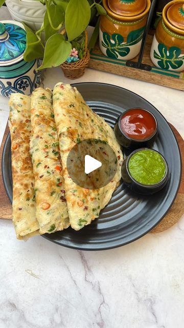 Neha🌻Anshu on Instagram: "Egg Paratha Recipe😍 Save it to try later.!❤️  Make this super easy liquid dough Egg Paratha at home that required no kneading and no rolling. This super yummy Egg Paratha is going to be your favourite breakfast .!❤️  #foodiesfood_court #viralreels #paratharecipe #eggomelette #omelette #egg #eggsandwich #eggcurry #andaparatha #eggparatha #eggrolls #paratharecipes #easybreakfast #breakfastideas #eggrecipes" Egg Paratha Recipe, Egg Roll Recipes Indian, Chicken Paratha, Liquid Dough, Egg Recipes Indian, Egg Paratha, Stuffed Paratha, Indian Breads, Paratha Recipe