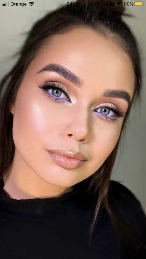 Cool Tone Makeup Looks Natural, Spring Makeup 2024, Summer Makeup 2024, 2025 Makeup Trends, Eyeshadow Looks For Blue Eyes, Summer Glow Makeup, Makeup 2024, Neutral Undertone, Maquillage On Fleek