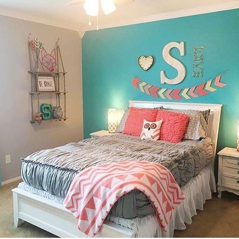 Beautiful Girl Bedroom Ideas 8 Year Old, 12 Yr Old Girl Bedroom Ideas #GirlsBedroomSets: Want to try this idea soon? Girls Bedroom Paint, Colorful Bedroom Decor, Girls Bedroom Colors, Cute Bedroom Ideas, Dekorasi Kamar Tidur, Casa Vintage, Girl Bedroom Designs