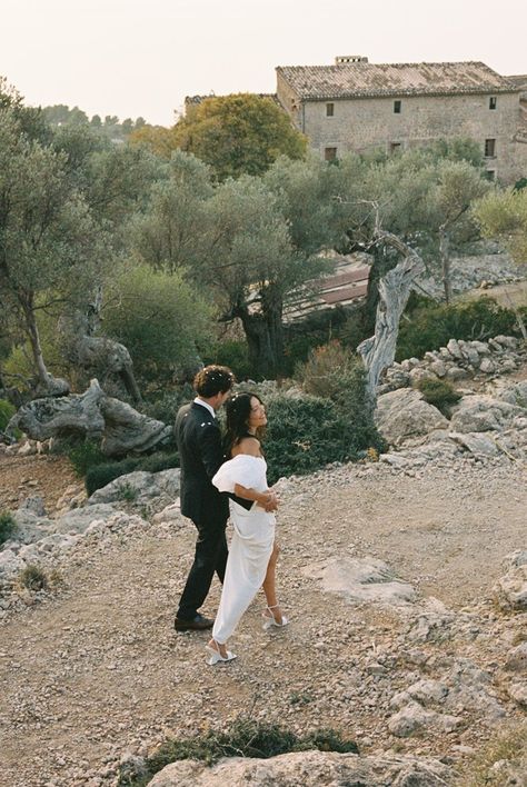 Mallorca Wedding Ideas, Majorca Wedding Venues, Menorca Wedding, Mallorca Finca Wedding, Mallorca Elopement, Spain Wedding Photography, Vogue Weddings, Wedding Vogue, Mallorca Wedding