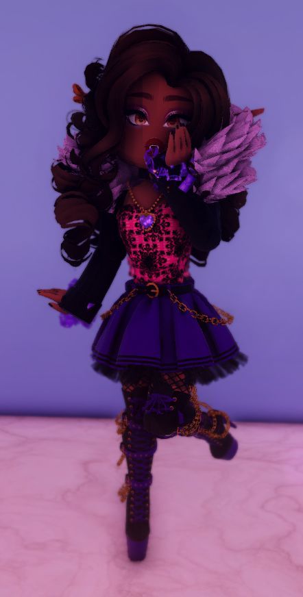 Royale High Journal Ideas, High Clothes, Clawdeen Wolf, Y2k Girl, Island Outfit, Royal Clothing, Aesthetic Roblox Royale High Outfits, Sims 4 Characters, Monster High Art