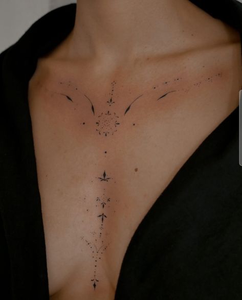 Body Chain Tattoo, Minimalist Chest Tattoo, Chest Ornamental Tattoo, Dainty Chest Tattoo Female, Clavicle Tattoos For Women, Ornamental Sternum Tattoo, Tattoo Clavicle, Feminine Back Tattoos, Delicate Tattoos For Women