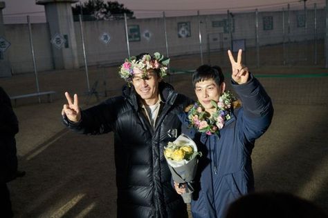 [Photos] Added new crank up images for the upcoming #koreanfilm "Hoodlum" Kim Hee Won, Si Wan, Yim Siwan, The Merciless, Lee Sung Min, Im Siwan, Song Kang Ho, Lee Sung, Korean Star