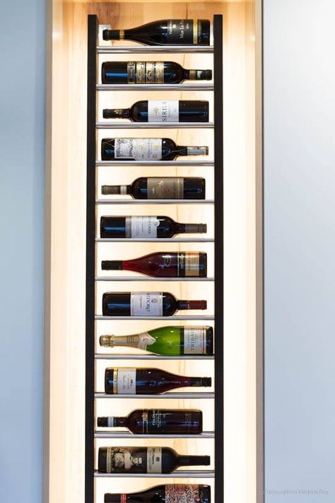 Wine Storage Wall, Home Wine Bar, Hangout Space, Wall Wine Rack, Home Bar Ideas, Modern Wine Rack, Glass Wine Cellar, Wine Rack Design, Kitchen Bar Design