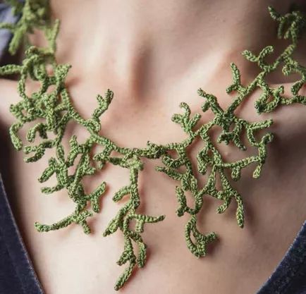 Interweave Crochet, Yarn Ideas, شال كروشيه, Crochet Jewelry Patterns, Crocheted Flowers, Crochet Plant, Necklace Patterns, Freeform Crochet, Cowl Scarf