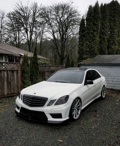 W212 Mercedes, Mercedes E Class Coupe, Mercedes E63, Audi Wagon, Mercedes Benz Coupe, Merc Benz, Mercedes Cars, Amg Mercedes, Dream Cars Mercedes