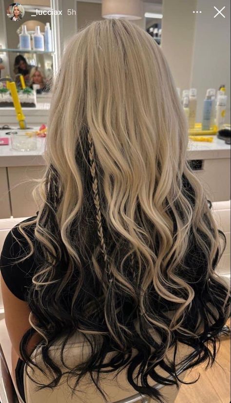 Black Extensions Blonde Hair, Platinum Extensions On Dark Hair, Blonde Hair With Black Highlights Y2k, Vertical Split Dyed Hair, Blond Black Highlights, Platinum Blonde Under Black Hair, Blonde Hair With Red Balayage, Black Tip Hair Blonde, Blonde Hair And Black Underneath