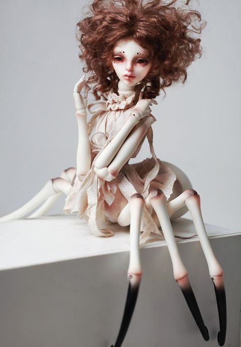 doll chateau Elizabeth human/spider version bjd [doll chateau Elizabeth spider] - $138.00 : BJD Shop, BJD lovers collect community Doll Chateau, Fantasy Art Dolls, Spider Girl, Gothic Dolls, Monster Dolls, Art Dolls Handmade, Creepy Dolls, Doll Repaint, Doll Parts