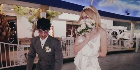 Sophie Turner Joe Jonas, American Idol Contestants, Iconic Weddings, Travis Barker, Wedding Jumpsuit, Demi Moore, France Wedding, Vegas Baby, Joe Jonas