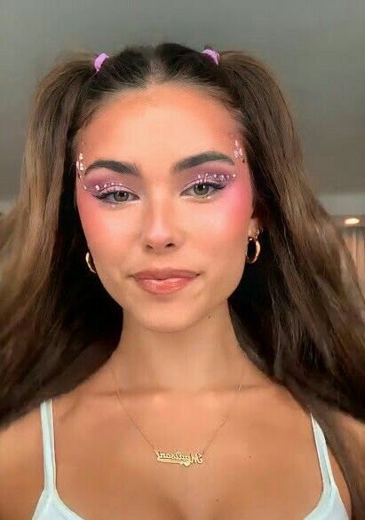 Rave Makeup Inspiration, Madison Beer Festival Outfits, Festival Makeup Rave Rhinestones, Euphoria Festival Outfits, Rave Party Makeup Ideas, Rave Makeup Brown Eyes, Makeup Ideas For Festivals, Pink And Purple Fairy Makeup, Cochella Makeup Looks