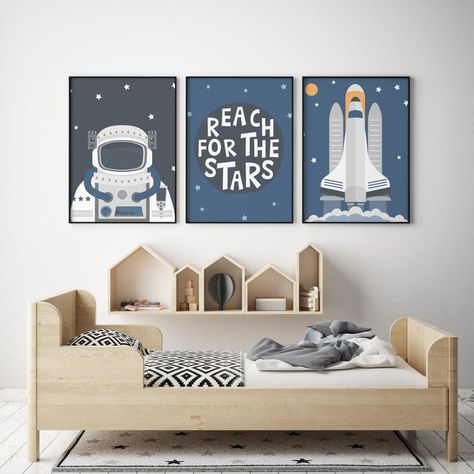 Boys Space Room, Baby Boy Nursery Room Ideas, Planet Decor, Outer Space Bedroom, Space Kids Room, Space Themed Bedroom, Space Themed Room, Toddler Boys Room, Space Nursery