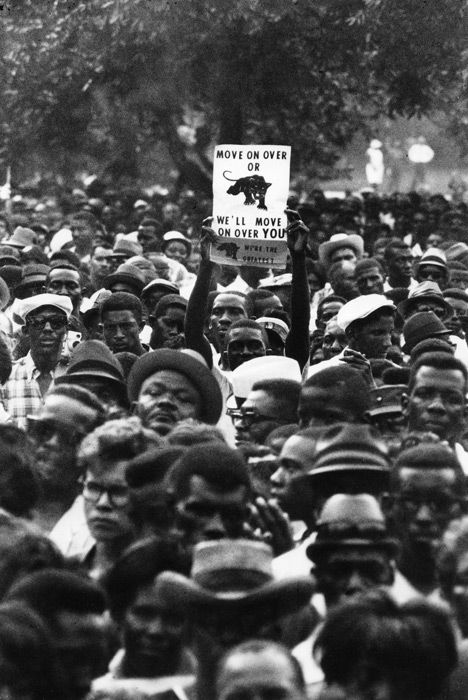 Flip Schulke Photography » A man holds up a sign for the Black panther party Black Panthers Movement, Jamel Shabazz, Black American Culture, The Black Panther Party, Black Power Art, Black Empowerment, The Black Panther, Black Panther Party, Black Photography