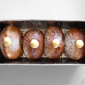 Perfect Banana Bread, Dinner Party Desserts, Best Banana Pudding, Milk And Sugar, Donuts Recipe, Recipe Tin, Food Network Canada, Banana Dessert, Best Banana Bread