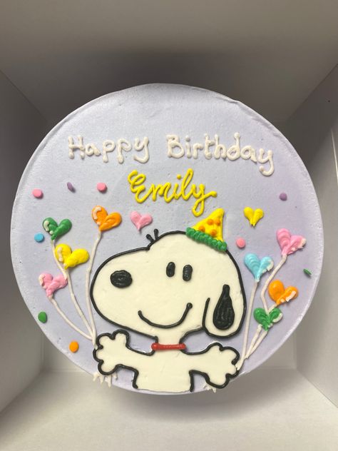 Bolo Snoopy, Ugly Cake, Snoopy Cake, Snoopy Party, Snoopy Birthday, Mini Cakes Birthday, Snoopy Wallpaper, Creative Birthday Cakes, Cute Baking