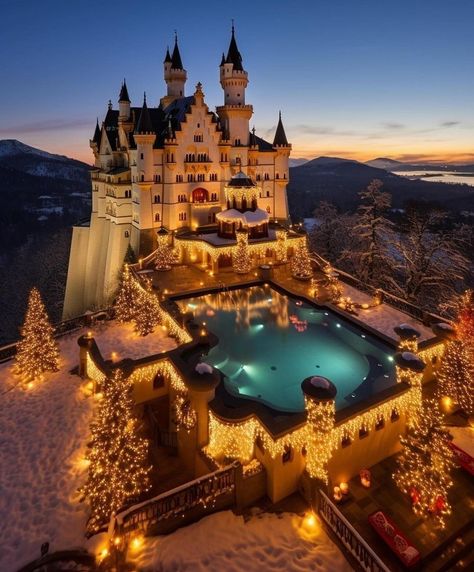 Christmas Germany, Houses In Germany, Dream Life House, House Design Pictures, Castle House, Light Building, Princess House, Reception Hall, Village House Design