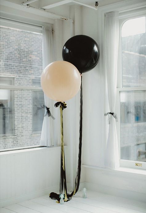 Screen Shot 2015-03-10 at 3.12.12 PM White And Black Balloons, Balloons Black And White, White Jeans For Men, Balloon Styling, White Tuxedo Wedding, Black And White Balloons, The Guest List, Jumbo Balloons, Black Tie Party