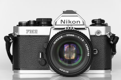 Nikon Camera Aesthetic, Nikon D5300 Photography, Nikon Logo, Nikon Film Camera, Nikon Camera Lenses, Nikon Fm2, Nikon F2, Fotocamere Vintage, Nikon Digital Camera