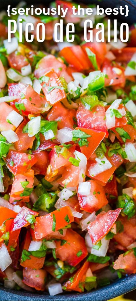 Our go-to recipe for Mexican Pico De Gallo. Easy, excellent recipe for salsa. This pico de gallo is perfect with chips or on tacos, nachos, everything! The best and easiest appetizer and always a crowd pleasing salsa recipe. #natashaskitchen #picodegallo #pico #salsa #appetizer #dip Pico Salsa, Recipe For Salsa, Pico Recipe, Keto Sauce, Fresh Salsa Recipe, Nachos Recipe Easy, Salsa Guacamole, Nachos Recipe, Fresh Salsa