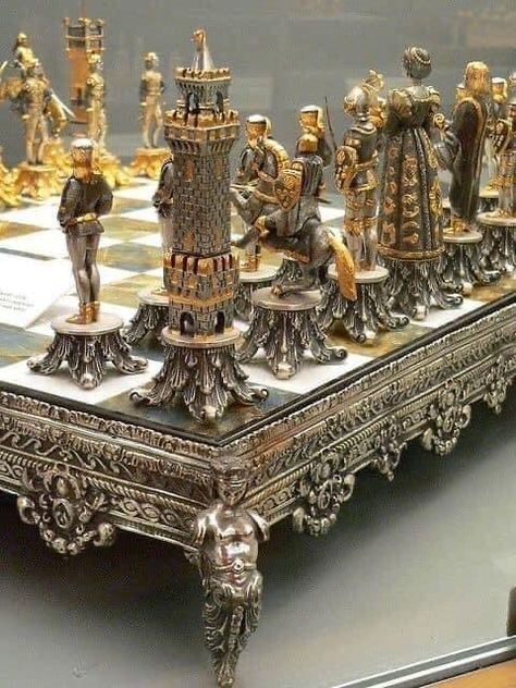 Chess Figures, Smart Tiles, Chess Game, Chess Pieces, Chess Set, Silver Frame, Silver And Gold, On Display, Chess Board