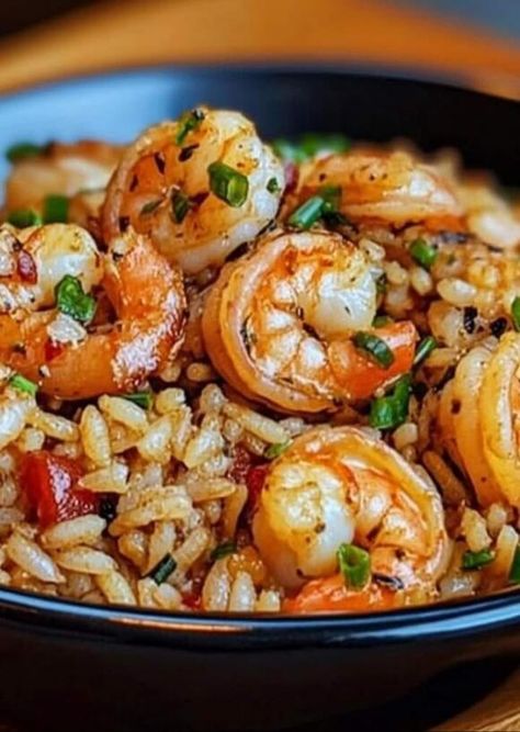 Cajun Cooking Recipes, Glazed Doughnuts Recipe, Seafood Broth, Dirty Rice Recipe, Garlic Parmesan Potatoes, Crispy Beef, Creole Cooking, Dirty Rice, Juicy Shrimp