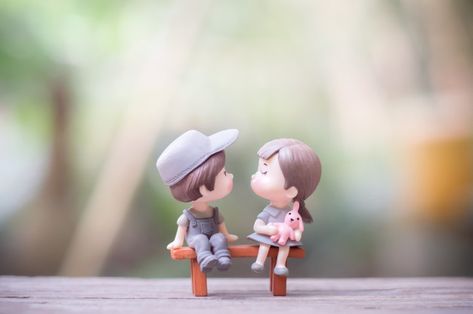 Close up of mini couple dolls in romanti... | Premium Photo #Freepik #photo #wedding Love Profile Picture, Photo Bouquet, Couples Doll, Lovely Good Morning Images, Family Cute, Kiss Pictures, Girl Cartoon Characters, Doraemon Cartoon, Love Wallpapers Romantic