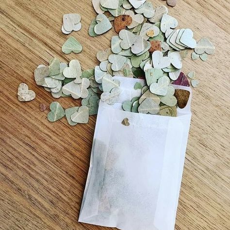 Wedding Leaf Confetti, Diy Leaf Confetti, Leaf Confetti Wedding Leaves, Leaf Confetti, Diy Leaves, Event Decorations, Wedding Leaves, Dry Leaf, Wedding Confetti