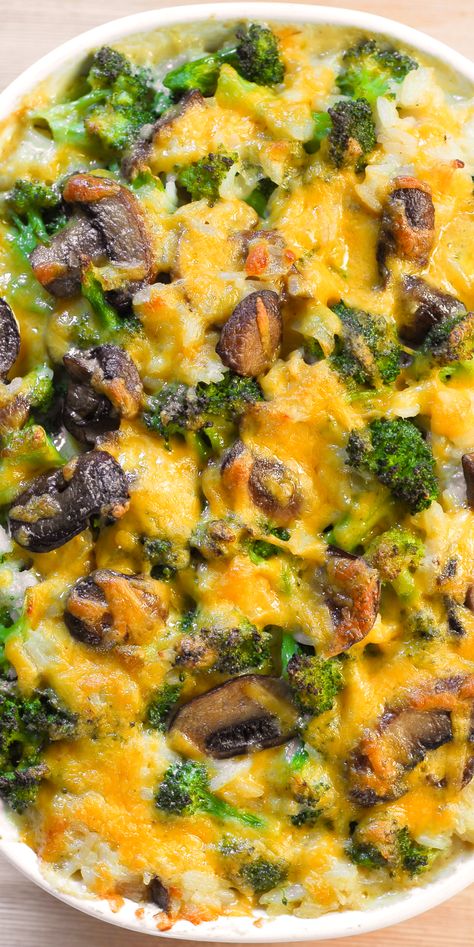 Chicken Broccoli Rice Cheese Casserole, Cheese Rice Casserole, Mushroom Rice Casserole, Broccoli Cheese Rice Casserole, Broccoli Cheese Casserole Recipe, Broccoli Cheese Rice, Casserole Thanksgiving, Mushroom Broccoli, Creamy Cheese Sauce