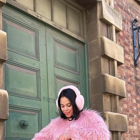 Cat Patterson on Instagram: "Pink and Leopard print outfit combos always and forever 🐆🎀" Instagram, Pink, Leopard Print Outfit, Leopard Print Outfits, Outfit Combos, January 23, Always And Forever, Leopard Print, On Instagram