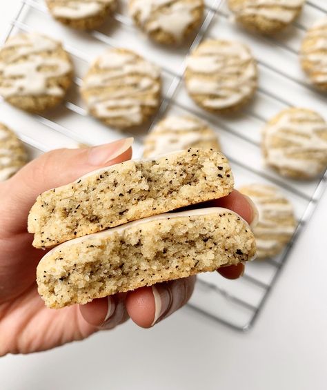 Earl Grey Cookies with Lemon Glaze – felicia's fab foodz Earl Grey Baked Goods, Earl Gray Cookies, Earl Grey Cookies, Poppy Seed Cookies, Cookies With Lemon, Blueberry Cookies, Healthy Snacking, Lemon Glaze, Lemon Sugar