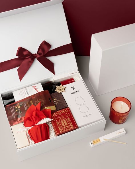 Christmas By Candlelight ✨️   Your staff and clients are what make your business successful, so prioritise their Christmas gifts to show them how much you value their hard work and partnership.   🎁✨ Get ahead of the holiday rush and enjoy free unlimited branding* on all corporate gifts ordered this month. Let’s make this holiday season unforgettable! 🎄  *T&Cs apply.   #CorporateGifting #ChristmasPreOrders #EllarBoutique #BrandedGifts" Picnic Gifts, Gold Foil Christmas, Chocolate Cranberry, Corporate Christmas Gifts, Champagne Gift, Sparkle Gift, Customer Gifts, Staff Gifts, Alcohol Gifts