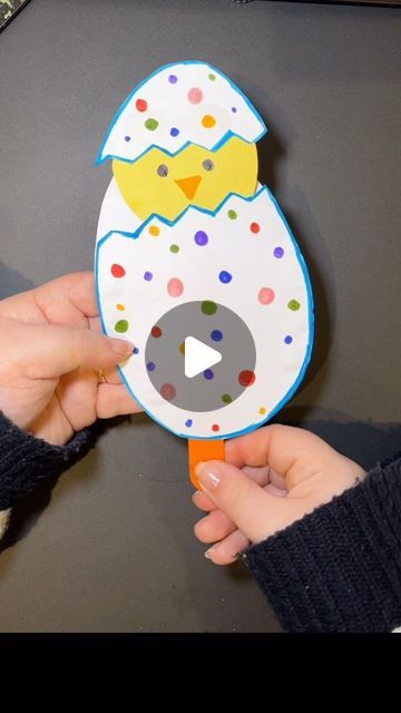 Home is where the art is on Instagram: "💛🐣How cute is this craft?! 🐣💛
Super simple - you just need paper, markers, a craft stick and and some glue! 
#craft #crafts #craftideas #craftsforkids #kidscrafts #preschoolactivities #preschoolathome #funcrafts #easycrafts #craftideasforkids #cutecrafts #easter #eastercrafts" Easter Activities For Toddlers, Easter Activities For Preschool, Easter Chick Craft, Easter Paper Crafts, Easter Crafts Preschool, Easter Crafts For Toddlers, Easter Arts And Crafts, Glue Craft, Easy Easter Crafts