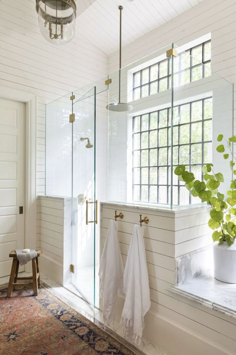 24 Half-Wall Showers to Add Privacy to Your Bathroom Half Wall Shower, Marie Flanigan Interiors, Marie Flanigan, Pony Wall, Bathroom Retreat, Gorgeous Bathroom, Primary Bathroom, Bathroom Partitions, Primary Bath