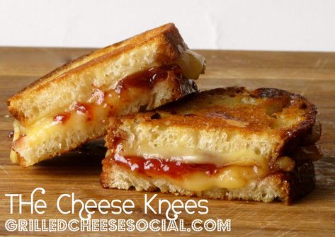 The Cheese Knees – Oscypek Grilled Cheese with Strawberry Jelly | Grilled Cheese Social Best Grilled Cheese Sandwich Recipe, Eggless Breakfast, Smoked Salmon Bagel, Grill Cheese Sandwich Recipes, Breakfast Sandwich Recipes, Grilled Cheese Sandwiches, Best Grilled Cheese, Dairy Free Breakfasts, Peanut Butter Sandwich